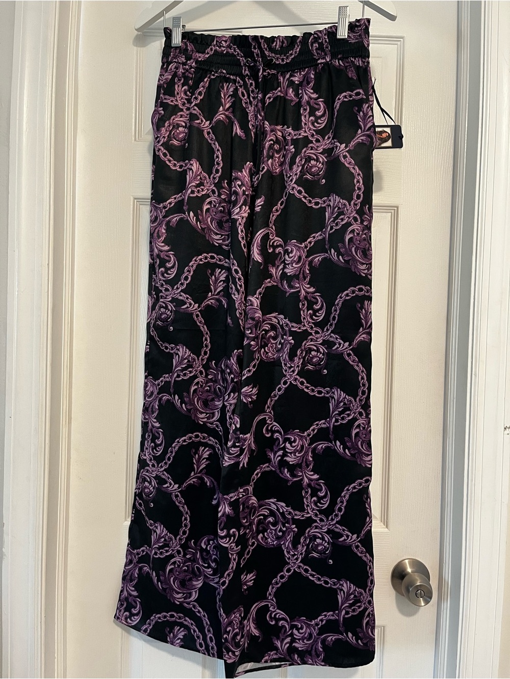 Black Wide-Leg Pants with Purple Chain Print